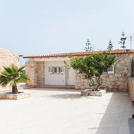 Angel Lampedusa. Villa Lampedusa