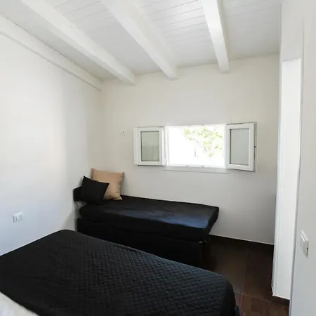 Angel Lampedusa. Villa *